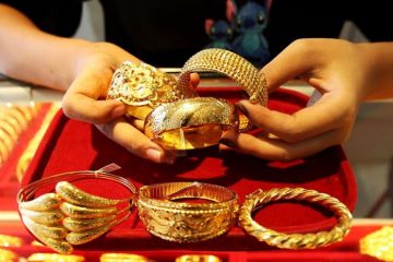 नेपाली बजारमा सुनचाँदीको भाउ  घट्यो