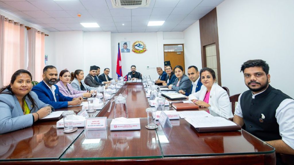 प्रधानमन्त्रीले बोलाए मन्त्रिपरिषद् बैठक